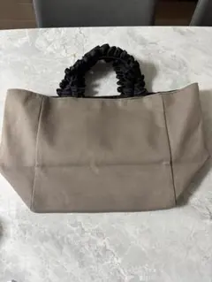 Item thumbnail for item e3b71fad-1166-4d52-aac3-b44fa908dba0