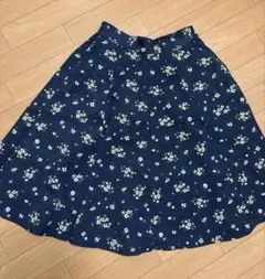 earth music&ecology 小花柄 フレアスカート