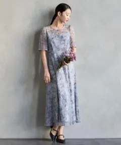 【美品】AIMER フラワーモチーフスパンコール刺繍ミモレ丈袖付きドレス