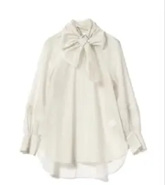 UND UNEVENNESS TIE BLOUSE - メルカリ