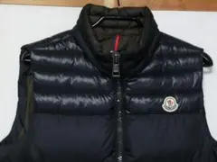 MONCLER モンクレール DUPRES　黒で裏側がこげ茶のダウンベスト 1