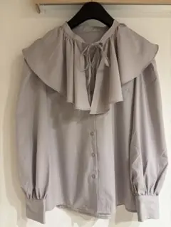 INGNI フリル付き長袖シャツ グレージュ