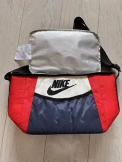 Nike 保冷バッグ　クーラーバッグ　ショルダーバッグ