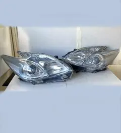 ZVW30 トヨタ プリウス30 純正ヘッドライト 左右ヘッドライト - メルカリ