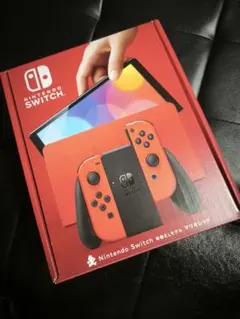 ニンテンドースイッチ　マリオレッド