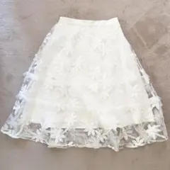 未使用【チェスティ】チュール花柄レース　フレアスカート　ホワイト　サイズ0のサムネイル