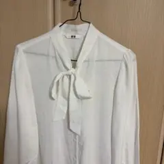 1回着用UNIQLO ホワイトリボン付き長袖シャツ M