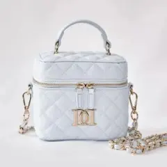 【新品未使用】キルティングスクエアミニバッグ ゴールドパーツ-SAX