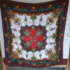 装飾的な模様のブラウンスカーフ　大判8x86センチ位