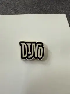 DINO holidayピンズ
