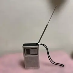 HITACHI KH-100 ポータブルラジオのサムネイル