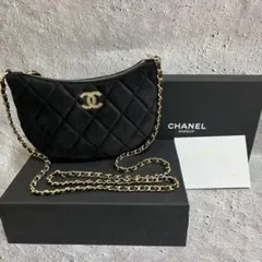 CHANEL ブラック ショルダーバッグ