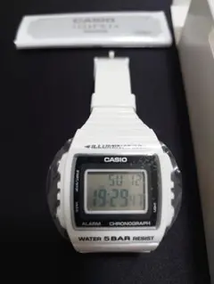CASIO カシオ 腕時計 W-215H-1AJH ホワイト デジタルウォッチのサムネイル