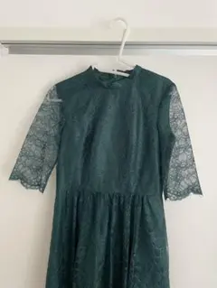 プチハイネック　五部袖レースドレス