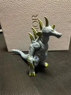 ウルトラマン ゾアムルチ ウルトラ 怪獣 500 シリーズ ライブサイン ソフビのサムネイル