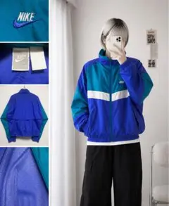 90s NIKE ナイロンジャケット 銀タグ風 切替 刺繍ロゴ 青緑 古着　短丈