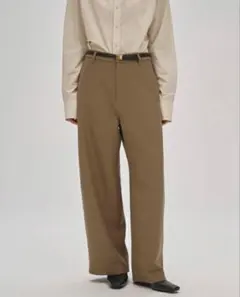 COMOLI 24ss KHAKIチノパンツ サイズ2 - メルカリ
