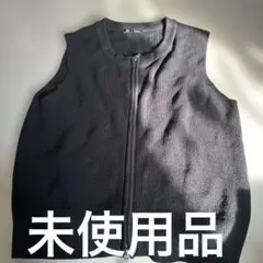 gu ニット　ノースリーブ　ブラック　フルジップ