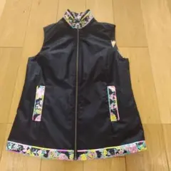 レオナールスポーツ　リバーシブルベスト　38
