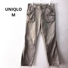 【UNIQLO】ベージュ　カーゴパンツ 大きなポケット付き M