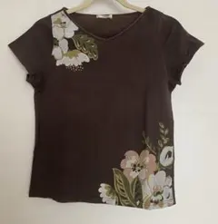 K.ROSS 花柄刺繍 Tシャツ ブラウンのサムネイル