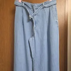 Item thumbnail for item fbadf85d-b1c1-4714-91cd-e7d3f8daf779