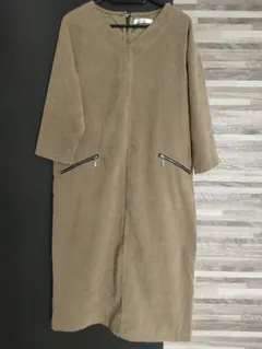 ワンピース　М