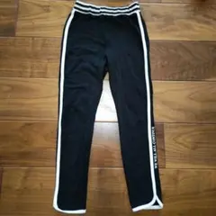 ブリーズ　レギンス　ラインパンツ　130cm 黒　ブラック