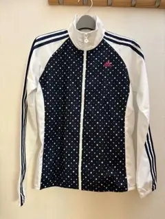 adidas ベイビーわるきゅーれ 杉本ちさと着 ドット柄 トラック