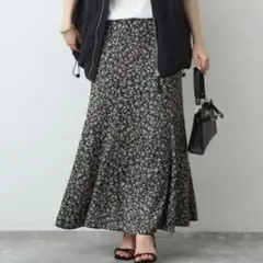SLOBE IENA★モノトーンフラワーマーメイドフレアスカート