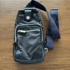 オロビアンコボディバッグ