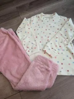 ユニクロフリースパジャマ130