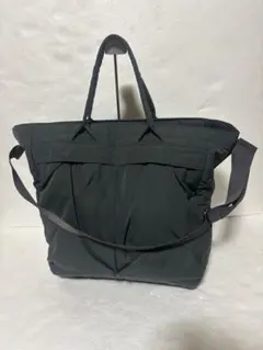 UNIQLO C 2WAY ユーティリティバッグ　ヘルメットバッグ
