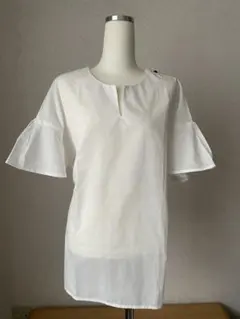 WORLD フレア袖プルオーバーシャツブラウス白