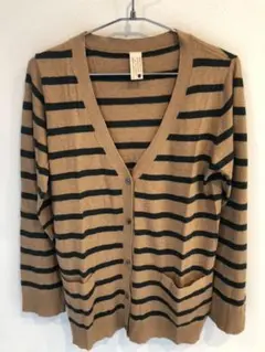 ★新品★カーディガン　Vネック