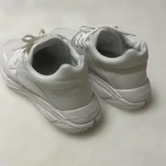 vibram スニーカー