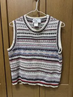 ニットベスト