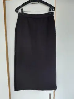 UNIQLO　ナロースカート　黒
