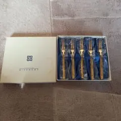 2026年最新】GIVENCHY フォークの人気アイテム - メルカリ