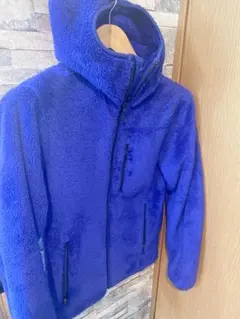 ユニクロ　フリース　パーカー　コート　パタゴニア　風