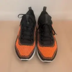 Reebok スニーカー ブラック/オレンジ