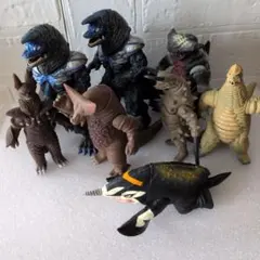 ウルトラマン怪獣 11体まとめ売り - メルカリ