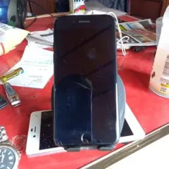 Apple iPhone 7 ブラック 4.7インチ