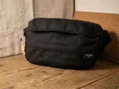 GU ジーユー CORDURA コーデュラ ボディバッグ ウエストポーチ 黒