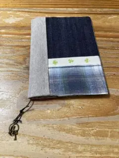 Item thumbnail for item d5e41684-a4a9-4820-9bf5-c03368fe42e8