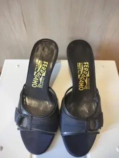 Salvatore Ferragamo ミュール ブラック　3.5 21cmのサムネイル