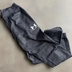 Under Armour ブラック ロングパンツ