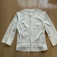 【美品】オフホワイト 裏なしノーカラージャケット 3/4袖　11号