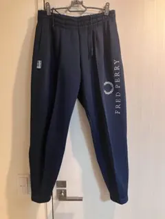FRED PERRY ネイビー カジュアルパンツのサムネイル