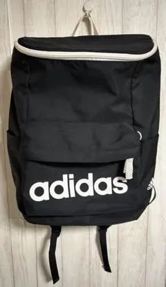 adidas 黒 リュック・バックパック